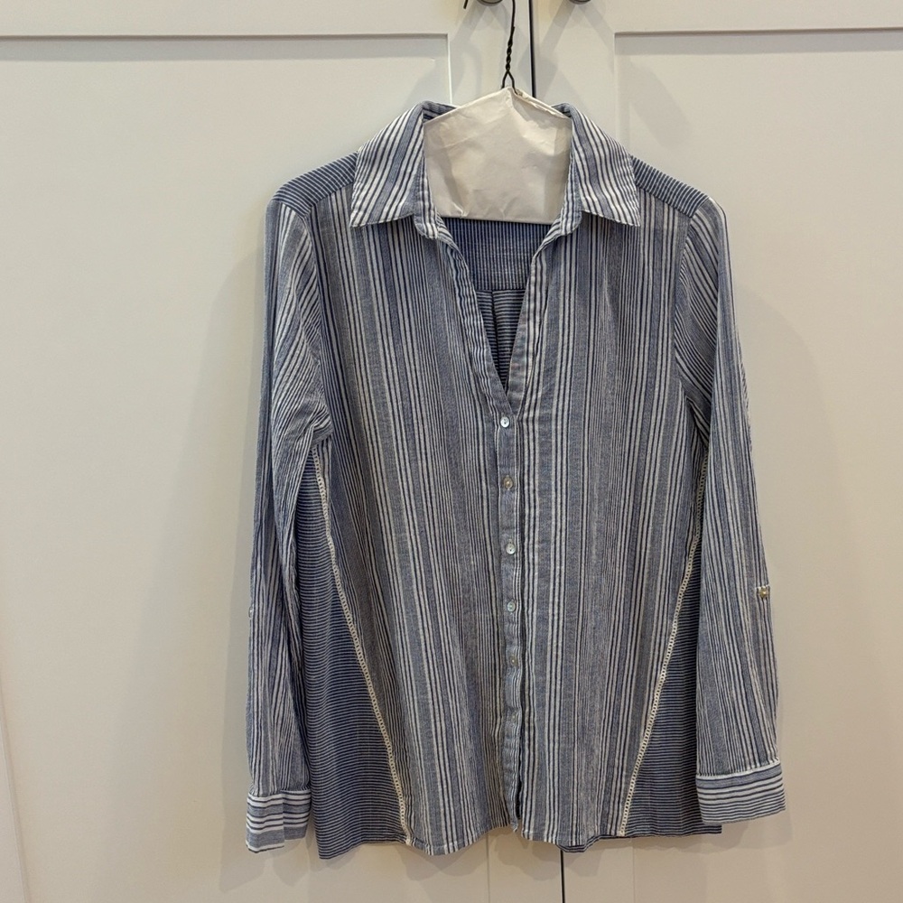 LOVESTITCH long sleeve button up top